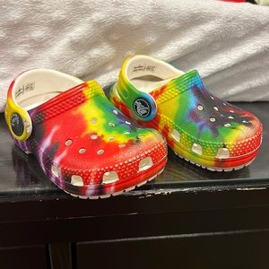 Rainbow baby Crocs 4c